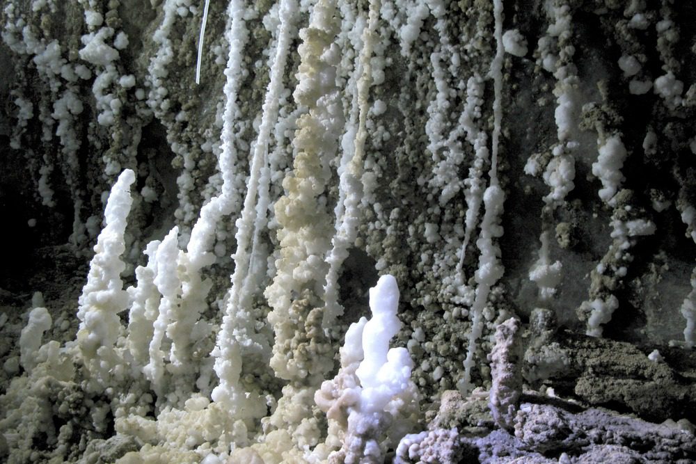 מערת מלח הר סדום - ערוצים בטבע