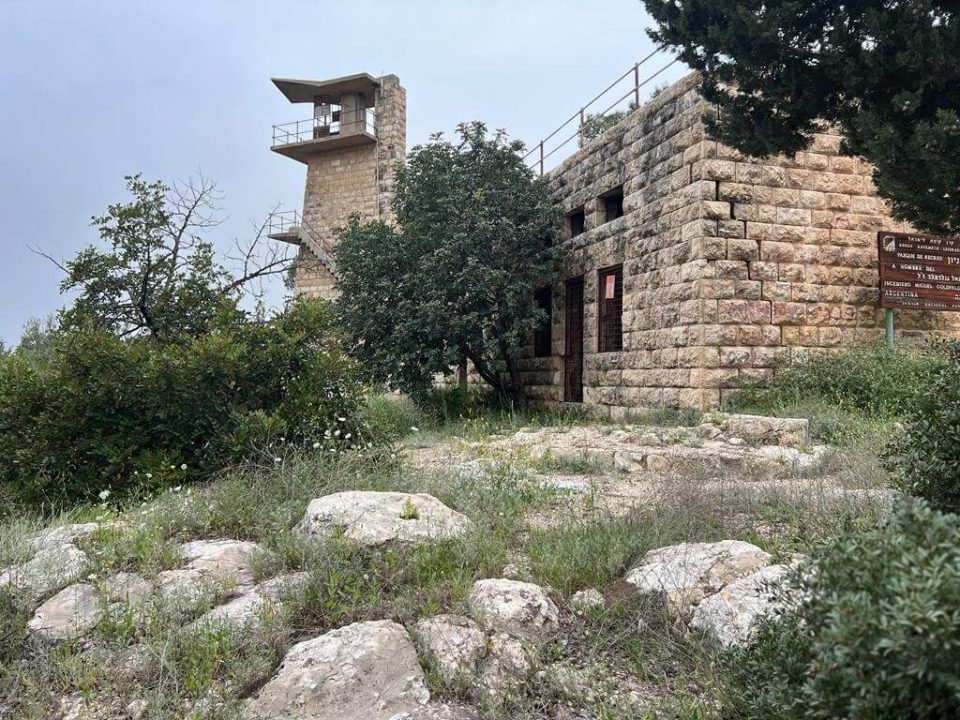המבנה במצפה הראל